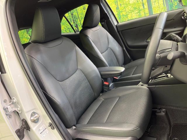 TOYOTA YARIS CROSS HYBRID 2025