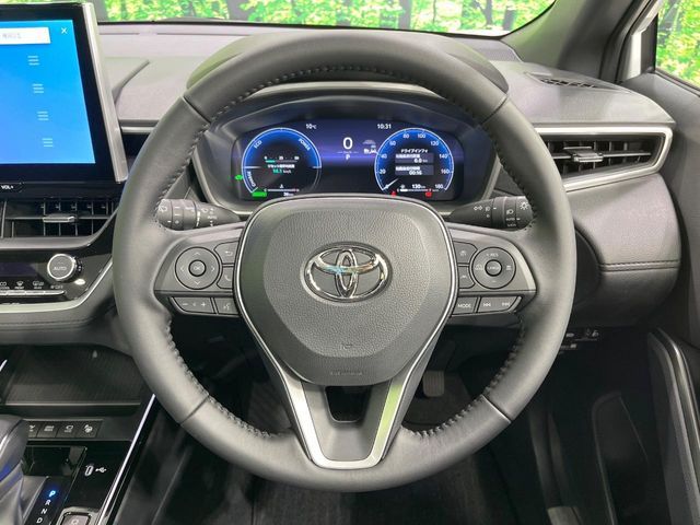 TOYOTA COROLLA CROSS HYBRID 2025