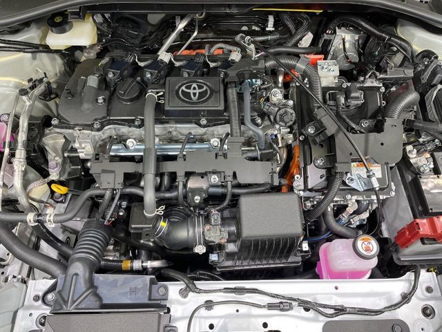 TOYOTA COROLLA CROSS HYBRID 2025