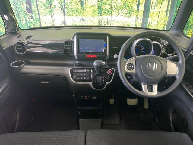 HONDA N BOX CUSTOM 2016