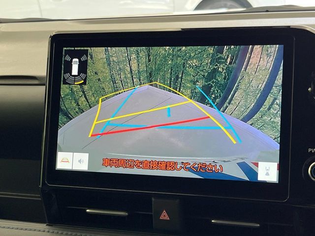 TOYOTA VOXY HYBRID 2024