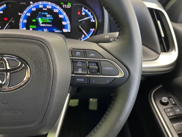 TOYOTA VOXY HYBRID 2024