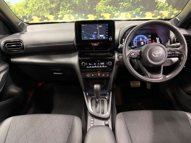 TOYOTA YARIS CROSS HYBRID 2025