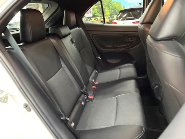 TOYOTA YARIS CROSS HYBRID 2025