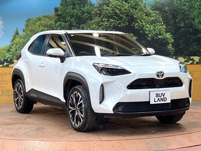 TOYOTA YARIS CROSS HYBRID 2025