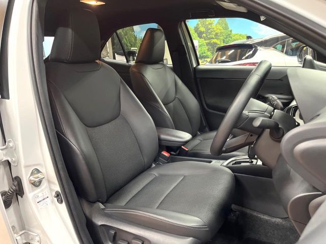 TOYOTA YARIS CROSS 2025