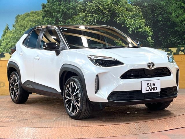 TOYOTA YARIS CROSS 2025