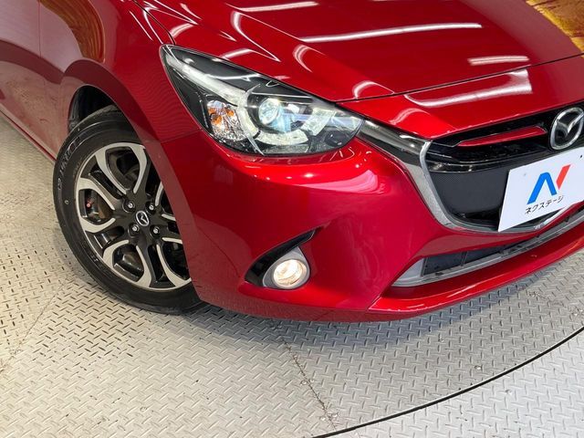 MAZDA DEMIO 2015