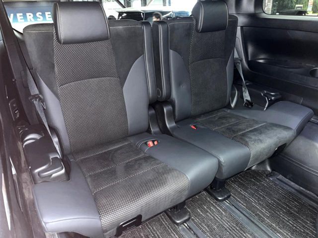 TOYOTA ALPHARD hybrid 4WD 2021