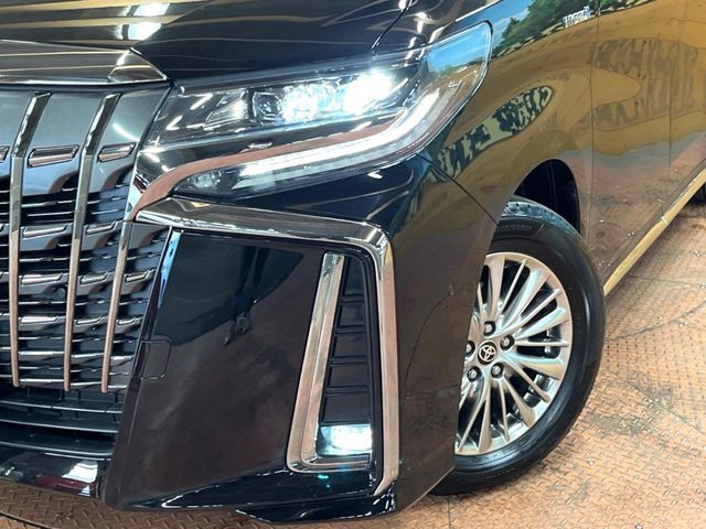 TOYOTA ALPHARD hybrid 4WD 2021
