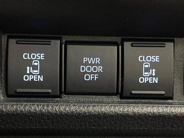 TOYOTA SIENTA HYBRID 2024