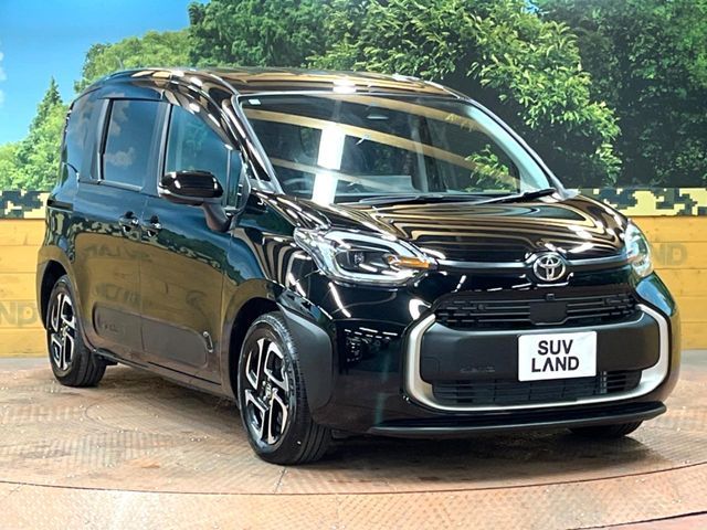 TOYOTA SIENTA HYBRID 2024