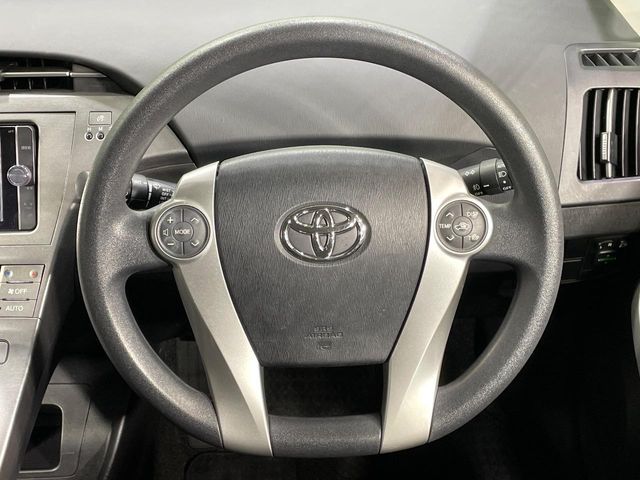 TOYOTA PRIUS 2012