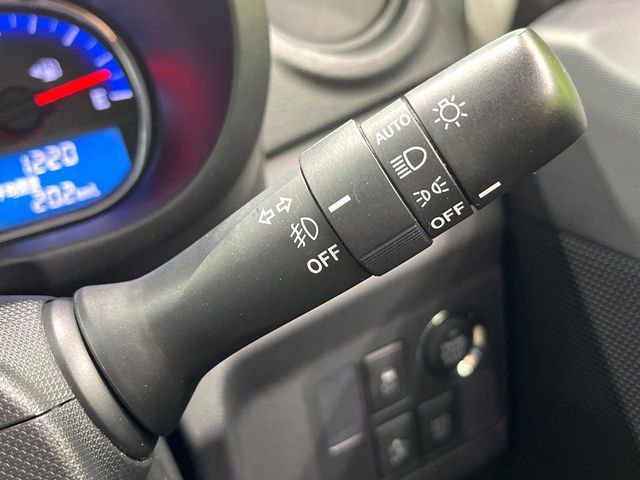 DAIHATSU MOVE CUSTOM 2013