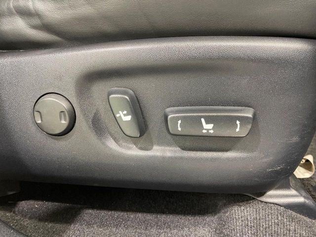 TOYOTA HARRIER 2WD 2015