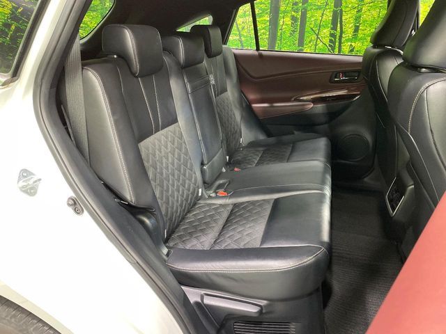 TOYOTA HARRIER 2WD 2015