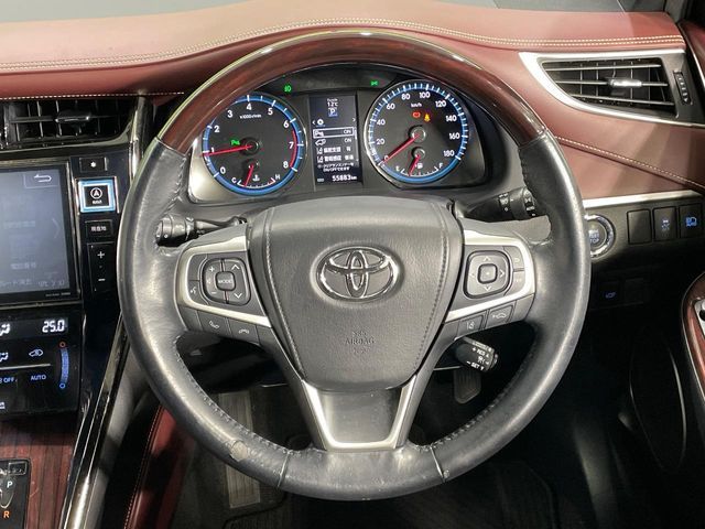 TOYOTA HARRIER 2WD 2015