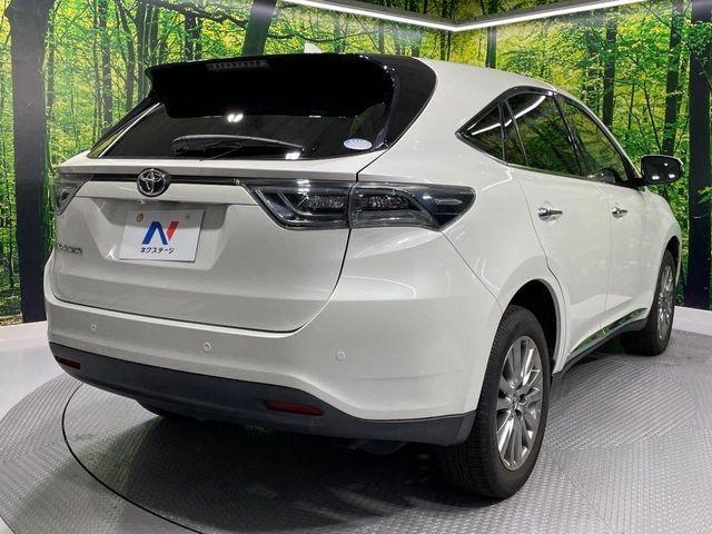 TOYOTA HARRIER 2WD 2015