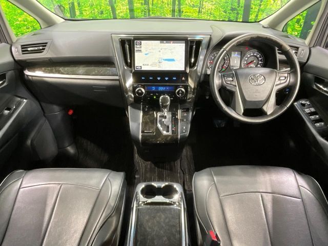 TOYOTA ALPHARD 2016