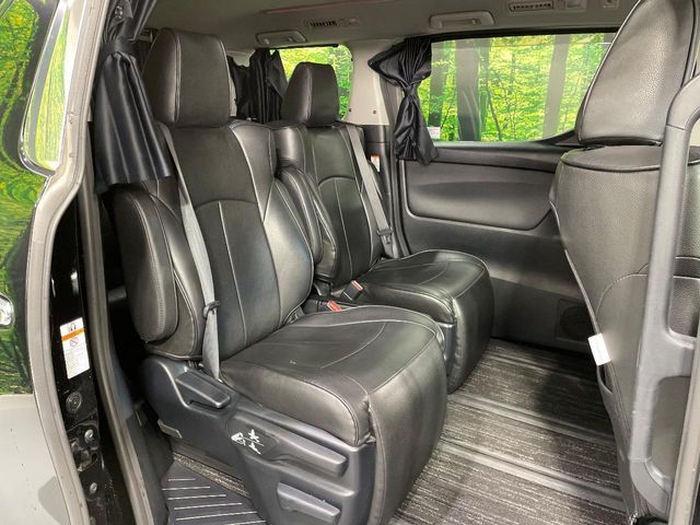 TOYOTA ALPHARD 2016