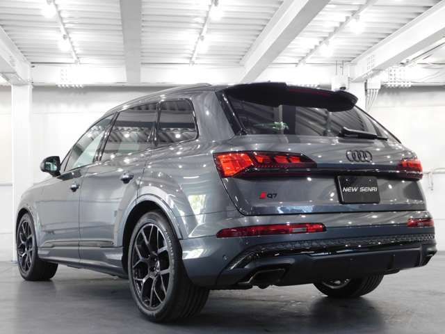 AUDI AUDI  Q7 2024