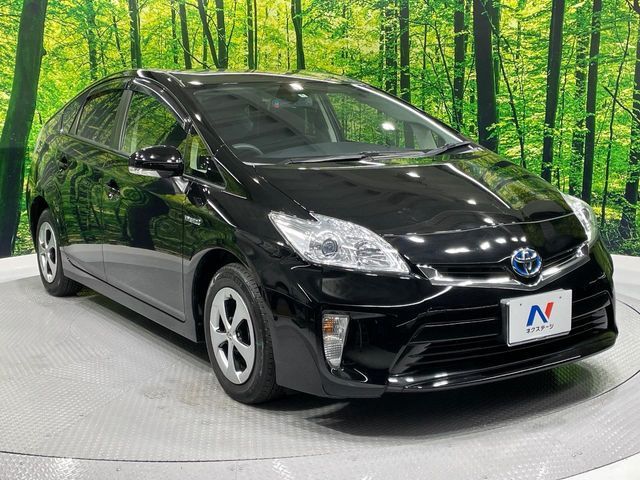 TOYOTA PRIUS 2012
