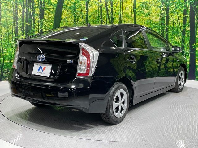 TOYOTA PRIUS 2012
