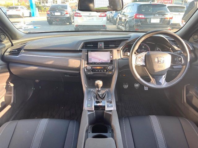 HONDA CIVIC hatchback 2019