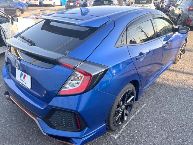 HONDA CIVIC hatchback 2019