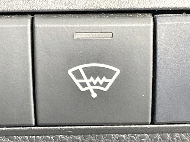 TOYOTA COROLLA TOURING HYBRID 4WD 2020