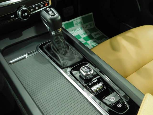 VOLVO VOLVO V60 2019