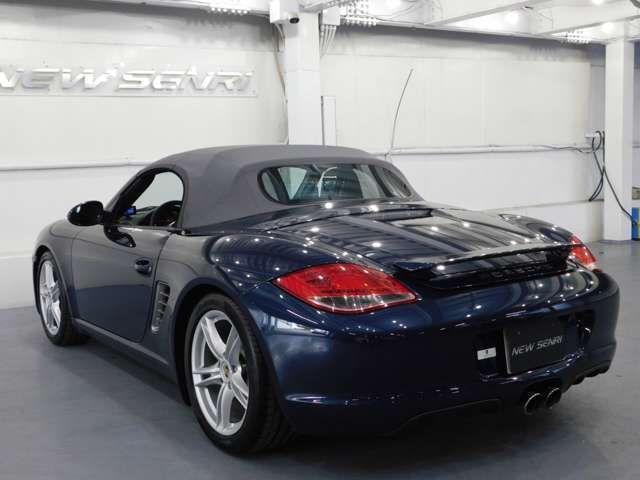 PORSCHE PORSCHE BOXSTER 2011