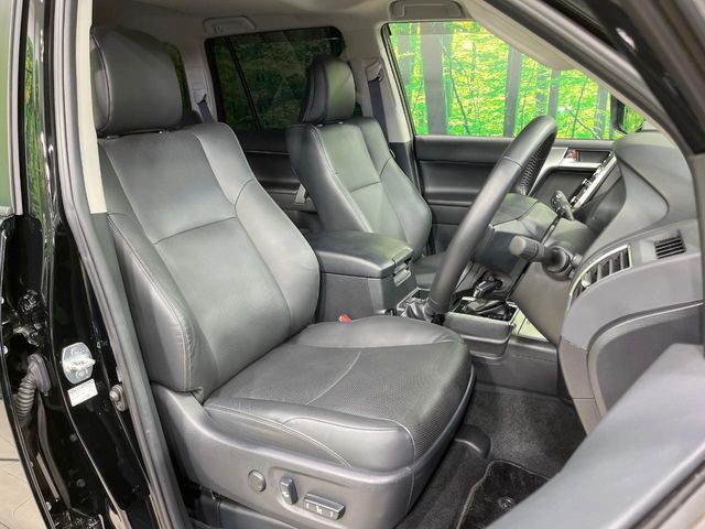 TOYOTA LANDCRUISER PRADO 2023