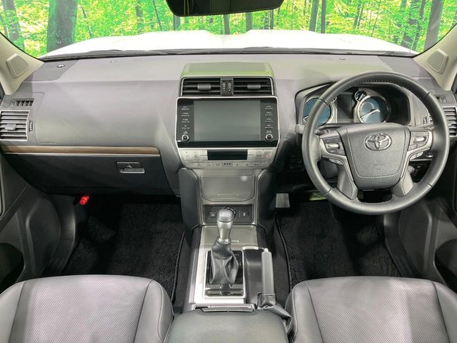 TOYOTA LANDCRUISER PRADO 2024