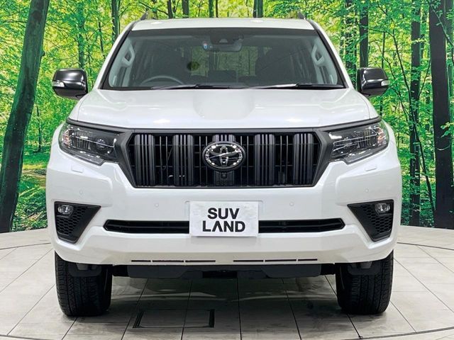 TOYOTA LANDCRUISER PRADO 2024