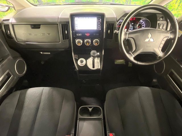 MITSUBISHI DELICA D:5 4WD 2015