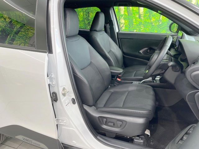 TOYOTA YARIS CROSS HYBRID 2025