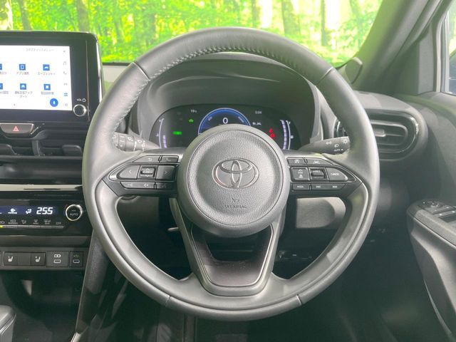 TOYOTA YARIS CROSS HYBRID 2025