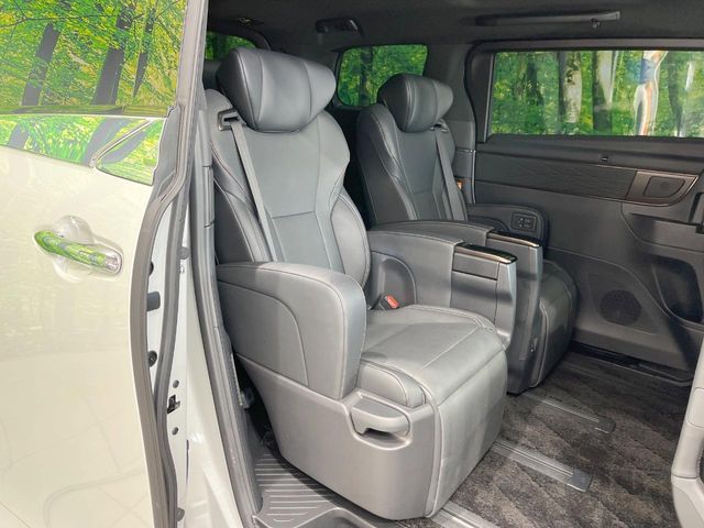 TOYOTA ALPHARD hybrid 2024