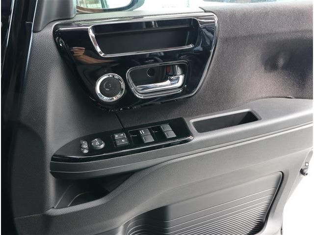 HONDA N BOX CUSTOM 2022