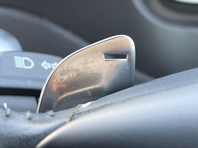 VOLVO VOLVO V40 2017