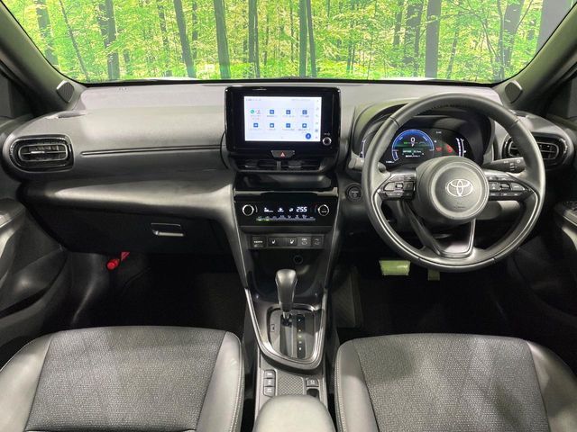 TOYOTA YARIS CROSS HYBRID 2025