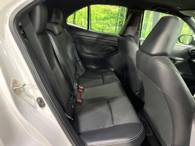 TOYOTA YARIS CROSS HYBRID 2025