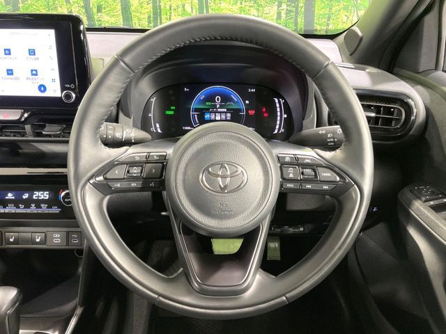 TOYOTA YARIS CROSS HYBRID 2025