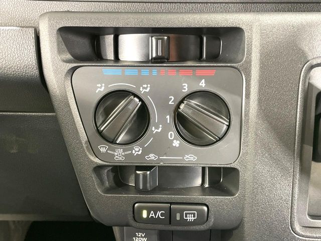 DAIHATSU HIJET CARGO 2025