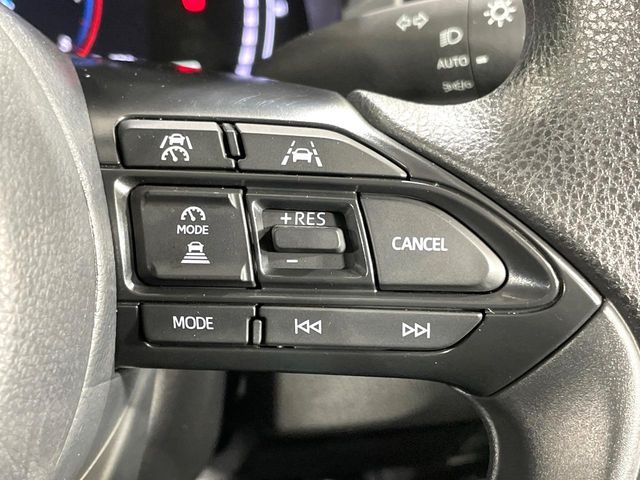 TOYOTA YARIS CROSS 2025