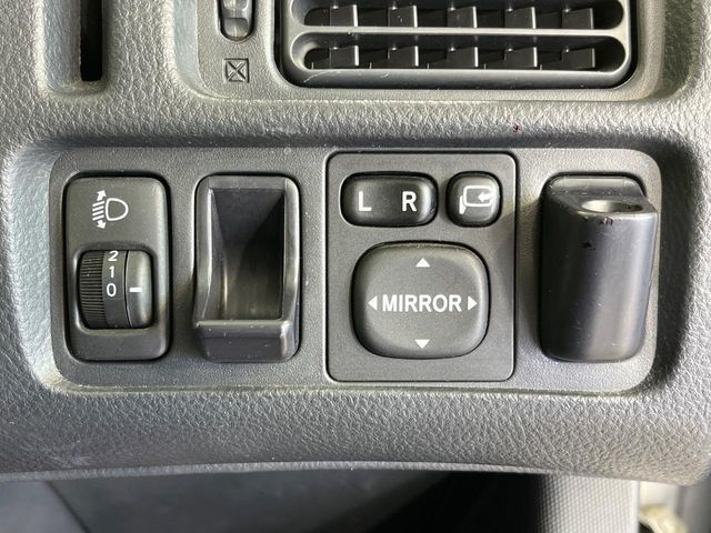 TOYOTA PROBOX van 4WD 2013