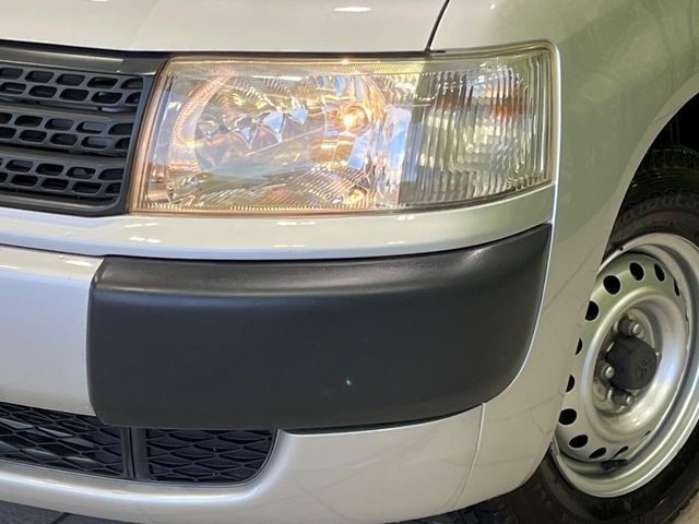 TOYOTA PROBOX van 4WD 2013