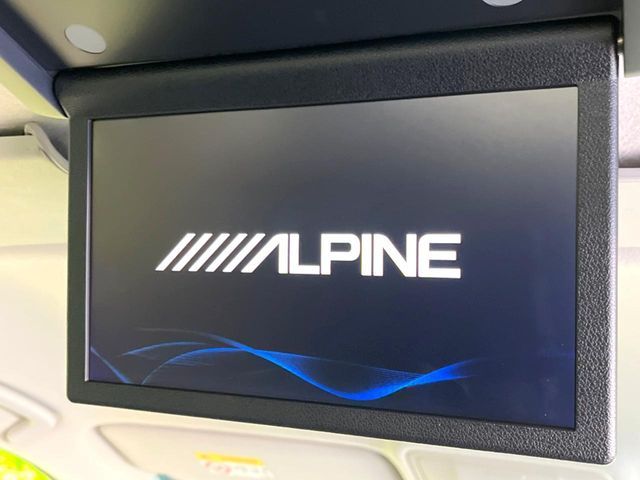 MITSUBISHI DELICA D:5 4WD 2019