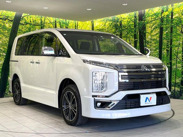 MITSUBISHI DELICA D:5 4WD 2019